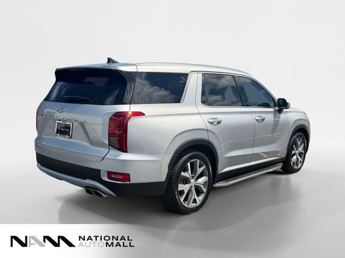 Used 2022 Hyundai Palisade SEL w/ Premium Package FWD image 5