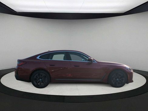 Used 2025 BMW i4 xDrive40i w/ Premium Package image 9