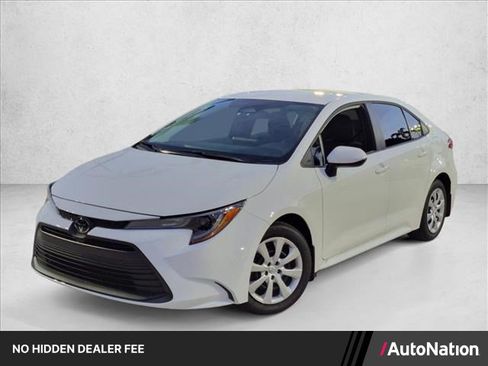 Used 2026 Toyota Corolla LE FWD image 1