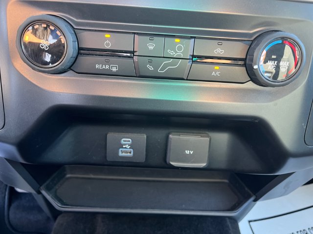 Used 2021 Ford F150 XLT AWD/4WD image 13