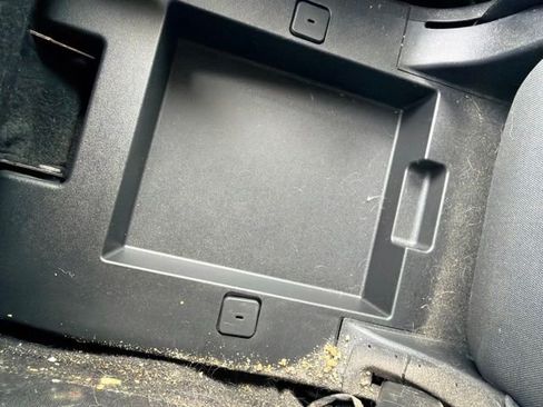 Used 2019 Nissan Titan SV AWD/4WD image 22