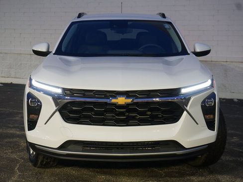 New 2026 Chevrolet Trax LT image 5