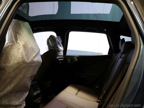 New 2026 BMW X3 xDrive30 w/ Premium Package image 13