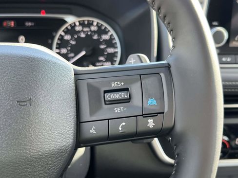 Used 2026 Nissan Rogue SV image 23