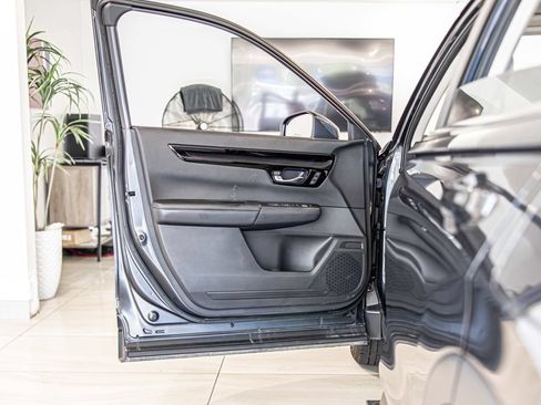 Used 2025 Honda CR-V EX-L image 31
