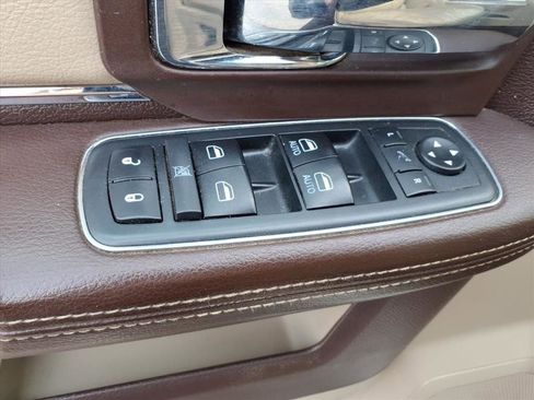 Used 2018 RAM 2500 Laramie image 24