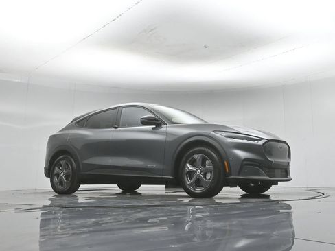 Used 2023 Ford Mustang Mach-E Select RWD image 4