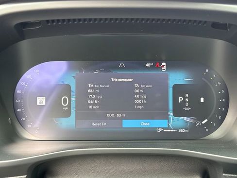 New 2026 Volvo XC40 B5 Ultra w/ Protection Package Premier AWD/4WD image 14