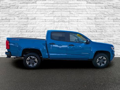 Used 2022 Chevrolet Colorado Z71 w/ Safety Package AWD/4WD image 5