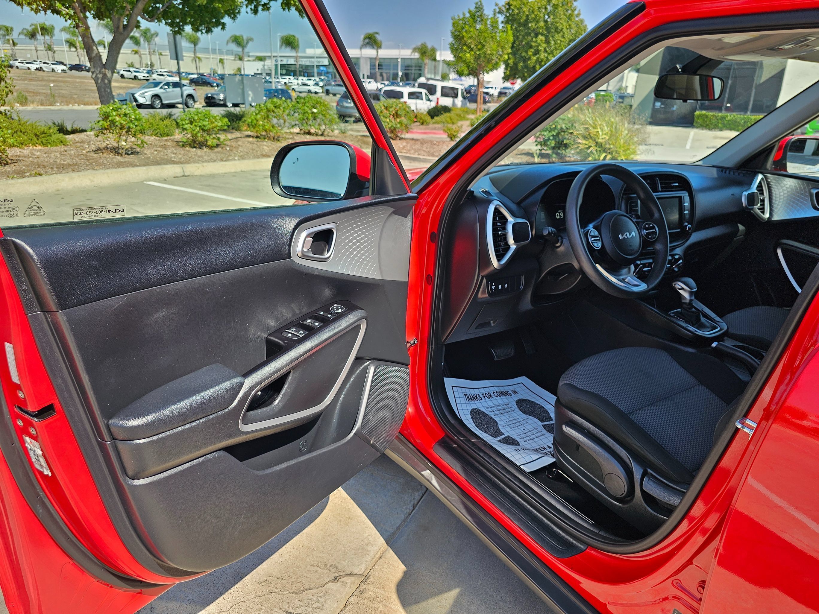 Used 2023 Kia Soul LX w/ Option Group 015 FWD image 15