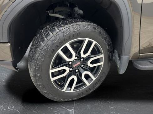 Used 2024 GMC Sierra 1500 AT4 w/ AT4 Premium Package image 38