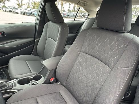 Certified 2025 Toyota Corolla LE image 18