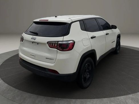 Used 2018 Jeep Compass Sport FWD image 7