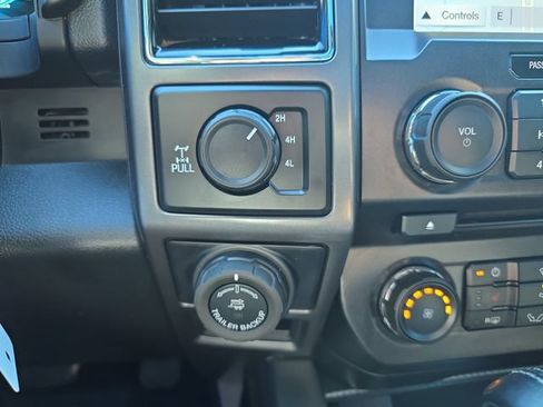 Used 2018 Ford F150 XLT w/ Equipment Group 302A Luxury AWD/4WD image 27