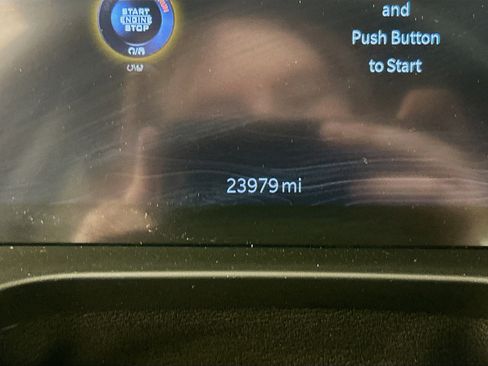 Used 2023 Jeep Grand Cherokee Limited image 19