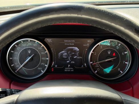 Used 2022 Maserati Levante Modena AWD/4WD image 19