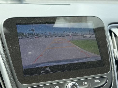 Used 2024 Chevrolet Malibu LT FWD image 10