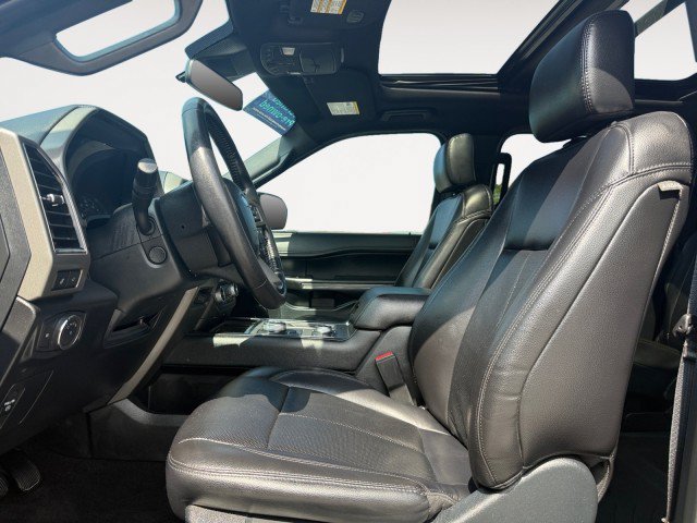 Used 2020 Ford Expedition Max XLT w/ Equipment Group 202A AWD/4WD image 2