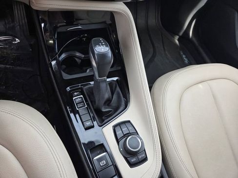 Used 2016 BMW X1 xDrive28i image 11