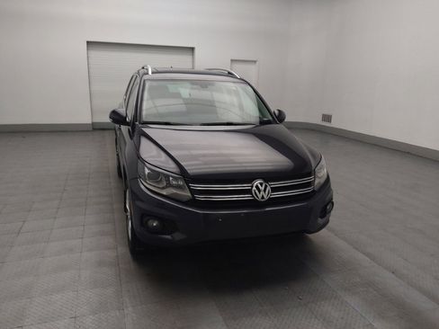 Used 2016 Volkswagen Tiguan SE image 14