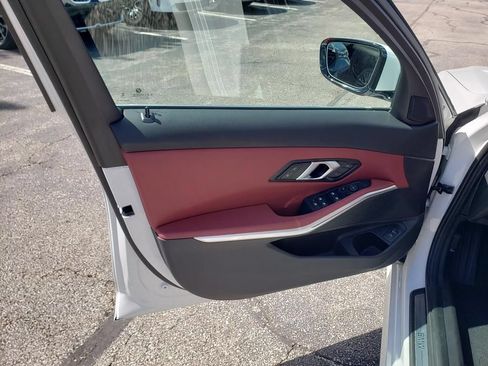 Certified 2024 BMW 330i xDrive Sedan w/ Premium Package AWD/4WD image 10
