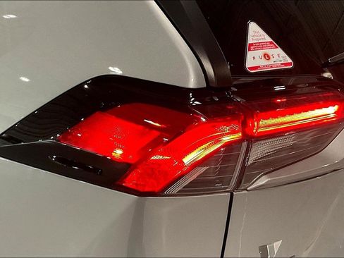 Used 2024 Toyota RAV4 LE image 23