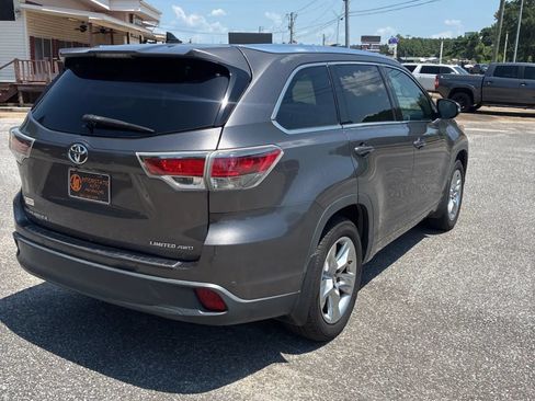 Used 2016 Toyota Highlander Limited Platinum AWD/4WD image 8