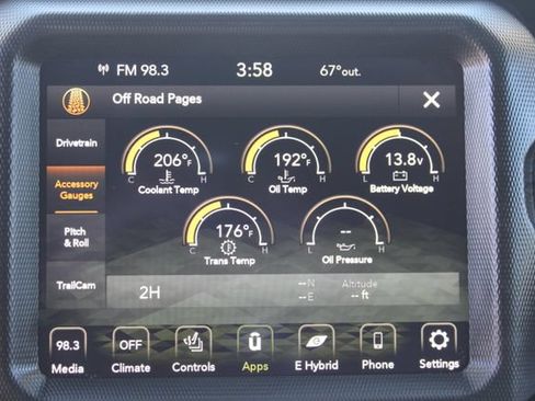 Used 2023 Jeep Wrangler Unlimited Sahara AWD/4WD image 33