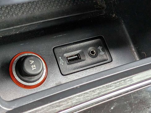 Used 2018 Volkswagen Passat 2.0T SE image 30