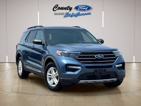 Used 2020 Ford Explorer XLT w/ Equipment Group 202A AWD/4WD image 1