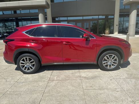 Used 2015 Lexus NX 200t FWD w/ Luxury Package image 2