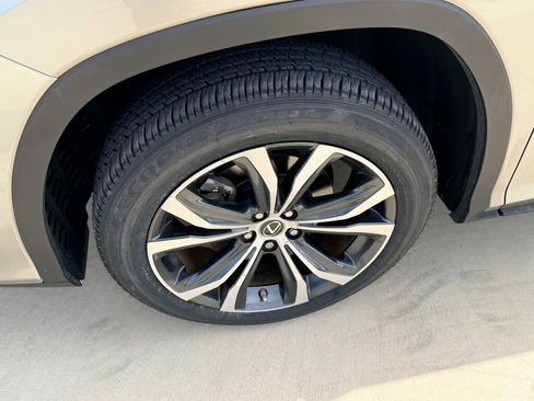 Certified 2022 Lexus RX 350 FWD w/ Premium Package image 16