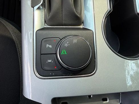Used 2024 Chevrolet Blazer LT w/ Convenience Package FWD image 21