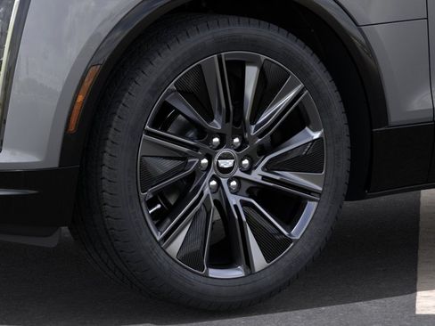 New 2027 Cadillac Lyriq Signature Sport w/ Nappa Leather Package AWD/4WD image 9