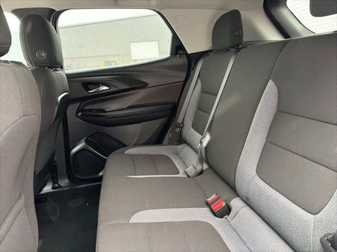 Used 2025 Chevrolet TrailBlazer LT image 23