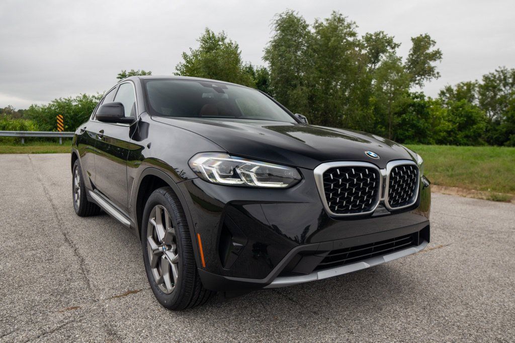 Certified 2024 BMW X4 xDrive30i AWD/4WD image 15