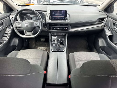 Used 2025 Nissan Rogue SV AWD/4WD image 28