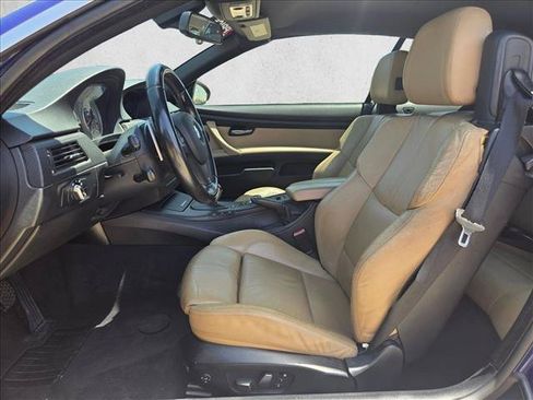 Used 2013 BMW M3 Convertible RWD image 16