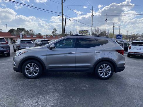 Used 2017 Hyundai Santa Fe Sport 2.0T image 8