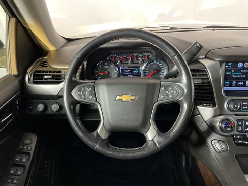Used 2019 Chevrolet Tahoe LT w/ Luxury Package image 12
