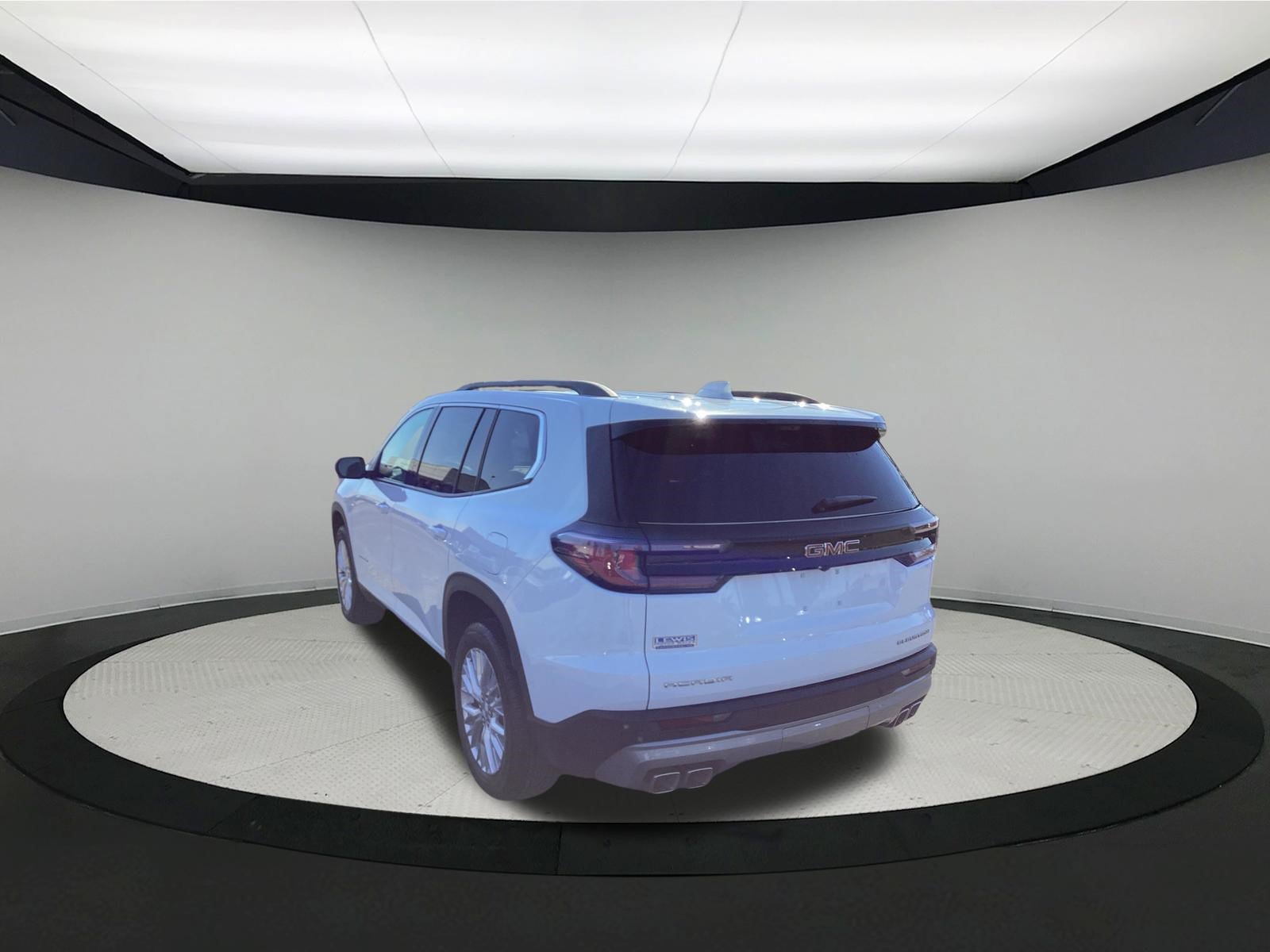 Used 2026 GMC Acadia Elevation w/ Elevation Premium Package FWD image 6