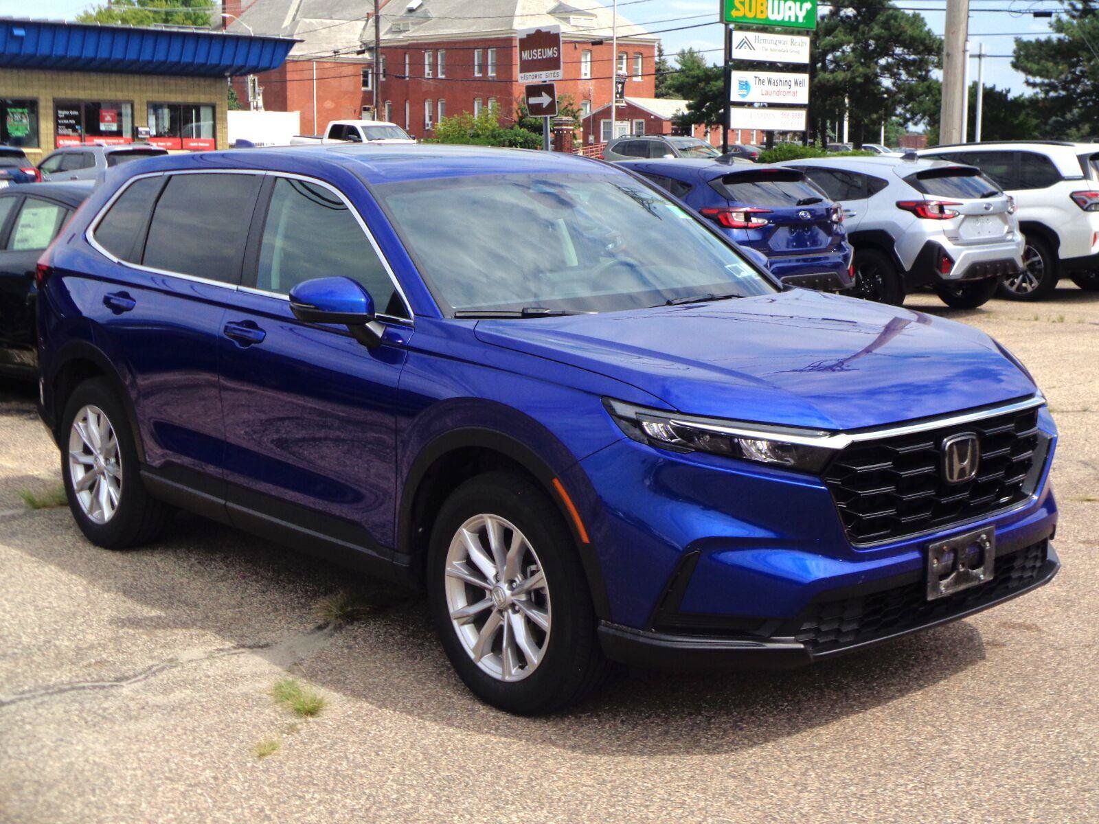 Used 2024 Honda CR-V EX image 3
