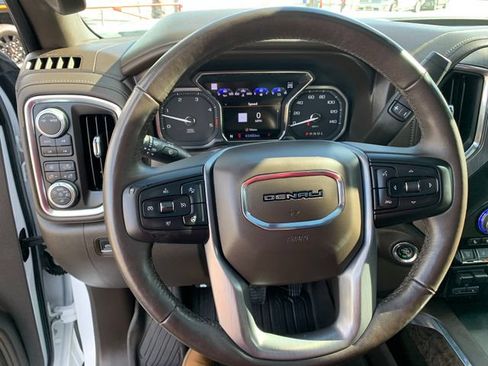 Used 2020 GMC Sierra 2500 Denali w/ Denali Ultimate Package AWD/4WD image 35