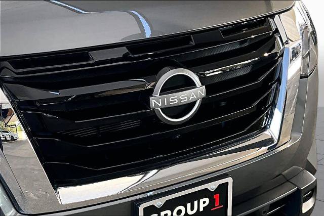 Certified 2025 Nissan Pathfinder SL FWD image 29