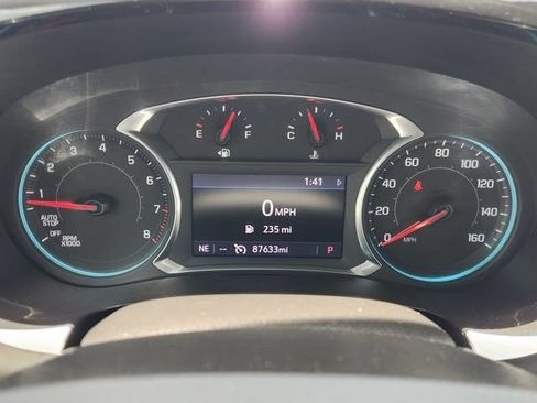 Used 2020 Chevrolet Traverse LT FWD image 14