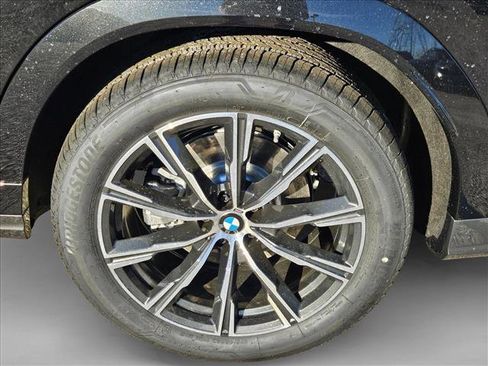 New 2026 BMW X6 xDrive40i w/ Climate Comfort Package image 10