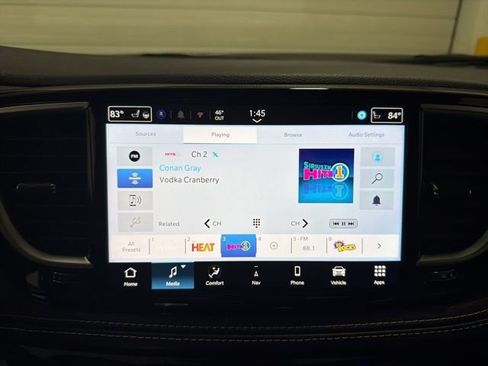 New 2026 Chrysler Pacifica Limited w/ S Appearance Package image 10