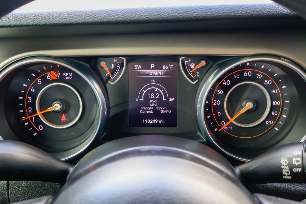 Used 2018 Jeep Wrangler Unlimited Sport AWD/4WD image 13
