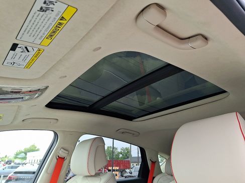 Certified 2025 Genesis GV80 3.5T e-SC image 14