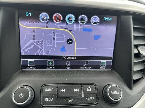 Used 2018 GMC Acadia SLT FWD image 21